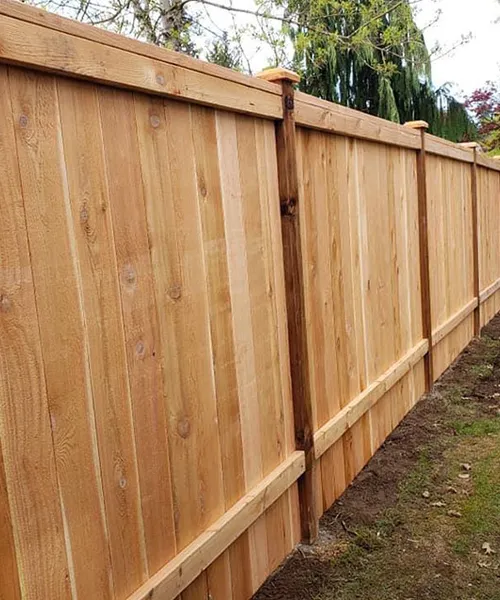 Wood Fence Installation in Issaquah 